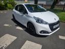 Peugeot 208 Black Edition